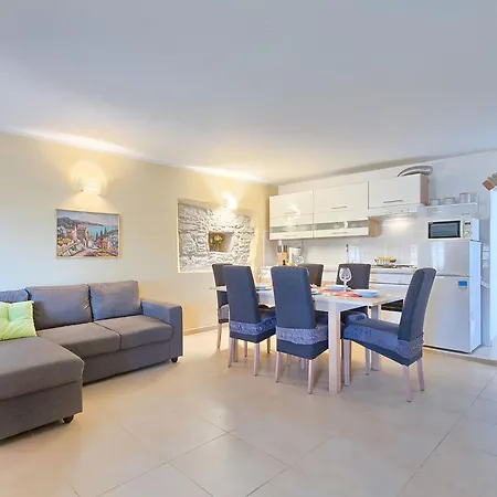 Feriehus Mila By Interhome Gradisce (Istria)